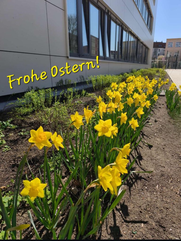 Ostergrocken vor der Schule