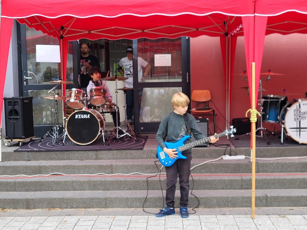 2 Bandmitglieder