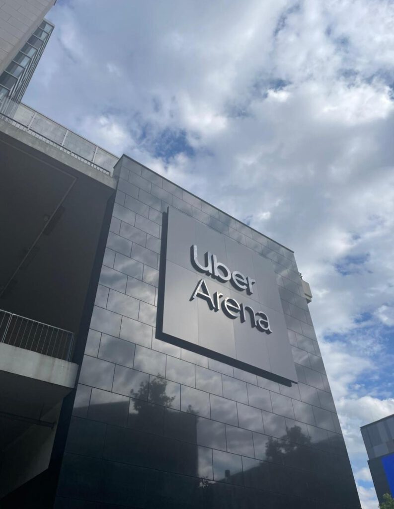 Bild von der Uberarena
